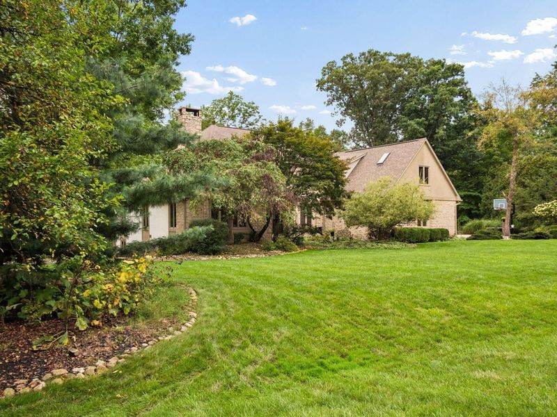 285 Partridge Bend, Powell, OH 43065 Photo 6