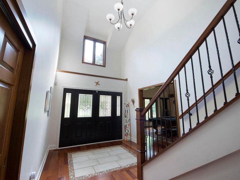285 Partridge, Powell, OH 43065 Photo 7