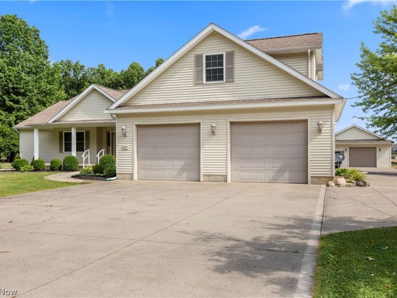 14617 Kneisel Road, Vermilion, OH 44089 Photo 4