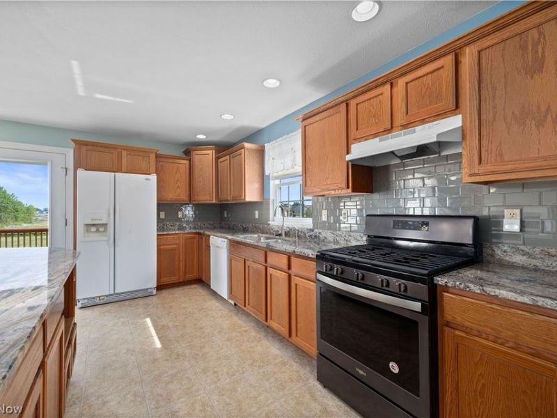 14617 Kneisel Road, Vermilion, OH 44089 Photo 6