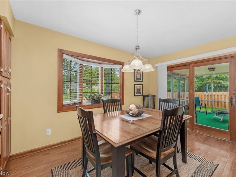 2808 W Asplin Drive, Rocky River, OH 44116 Photo 18