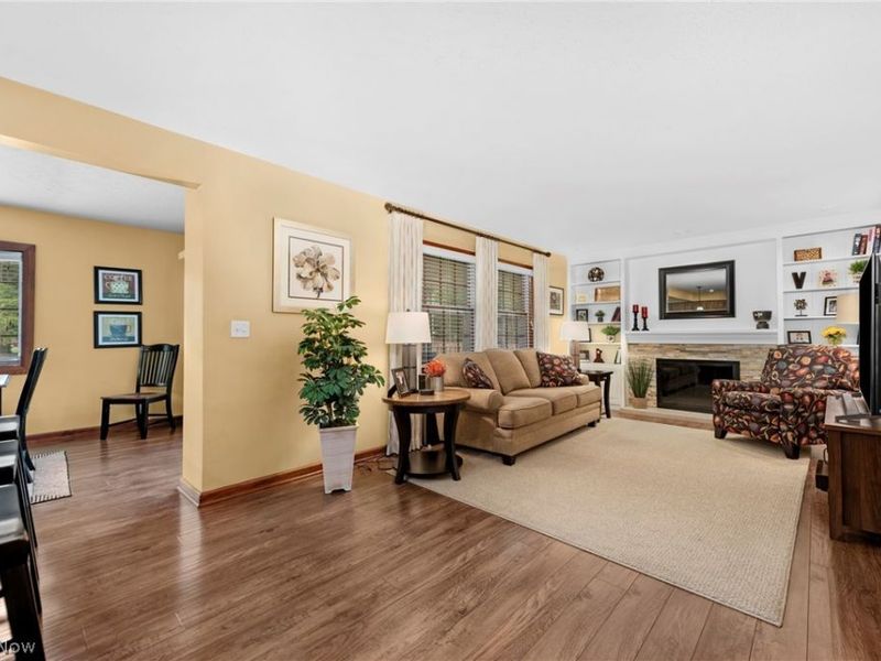 2808 W Asplin Drive, Rocky River, OH 44116 Photo 19