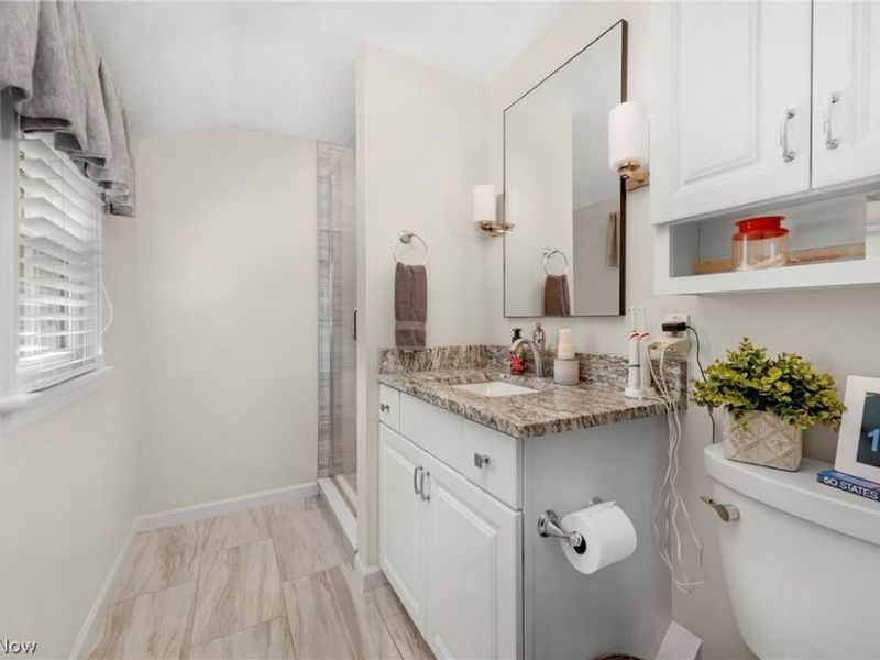 2808 W Asplin Drive, Rocky River, OH 44116 Photo 25