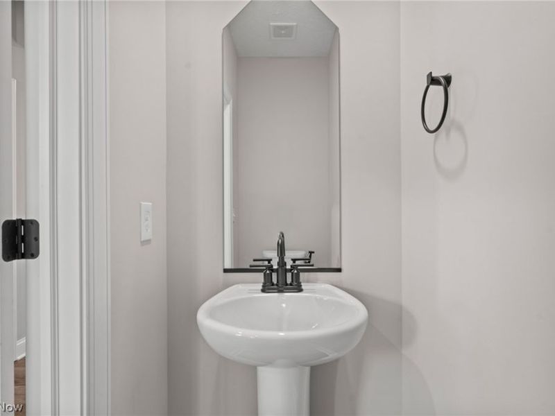210 Lake Balaton Drive, Orange Village, OH 44022 Photo 14