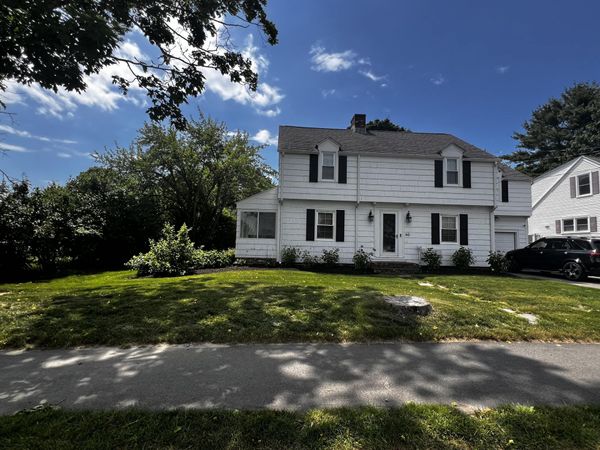 66 Howard Street , Bangor, ME 04401