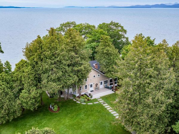 1333 Colchester Point Road, Colchester, VT 05446