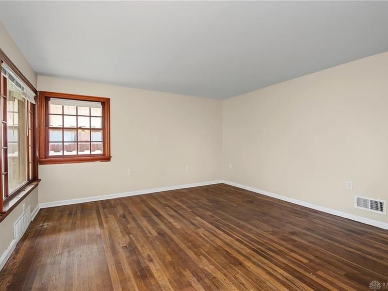 3910 Midway Avenue, Dayton, OH 45417 Photo 8