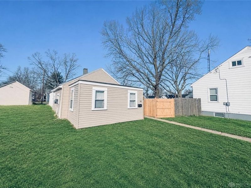 4041 Old Riverside Drive, Dayton, OH 45405 Photo 2