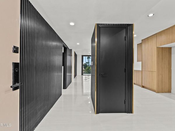 1401 Valley View Road, Unit 426, Glendale, CA 91202