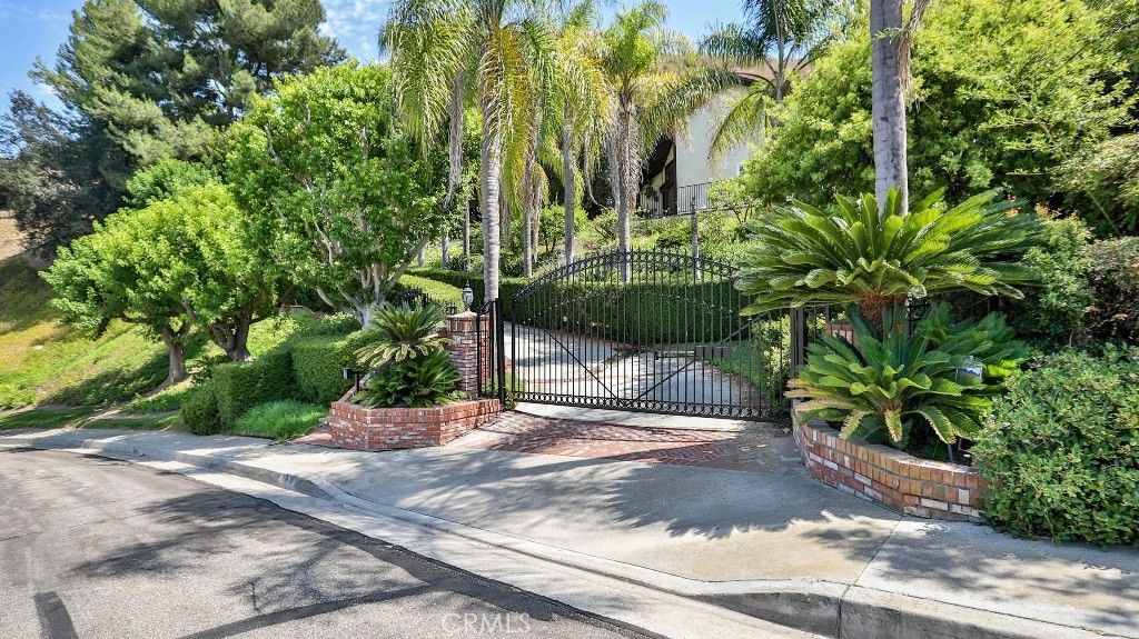 640 S Aberdeen, Anaheim, CA 92807 Main Photo