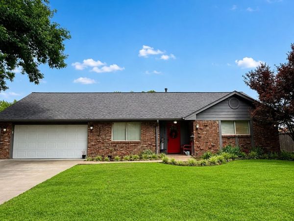 1863 E 57th Place , Tulsa, OK 74105