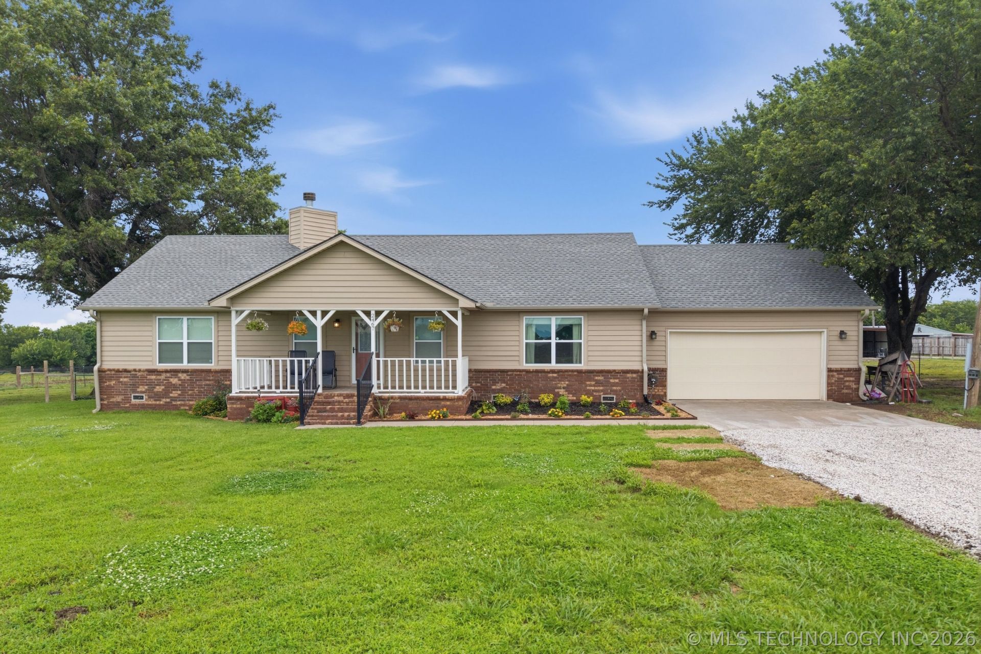 2467 E 380 Road, Talala, OK 74080 Main Photo
