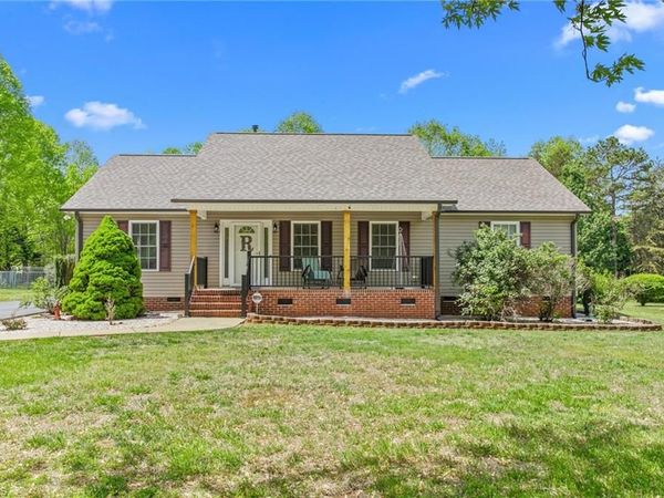 5993 Evelyn Lane, Pleasant Garden, NC 27313