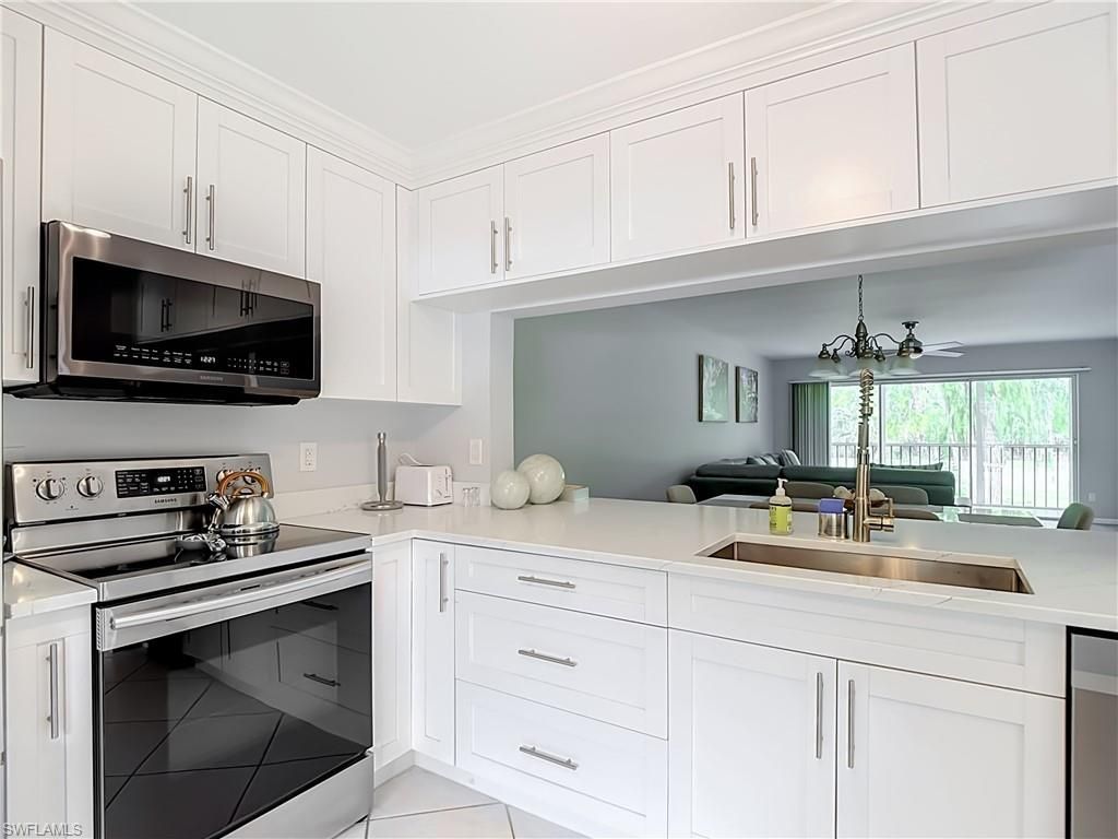 3685 Amberly Cir, Unit D 203, Naples, FL 34112 Photo