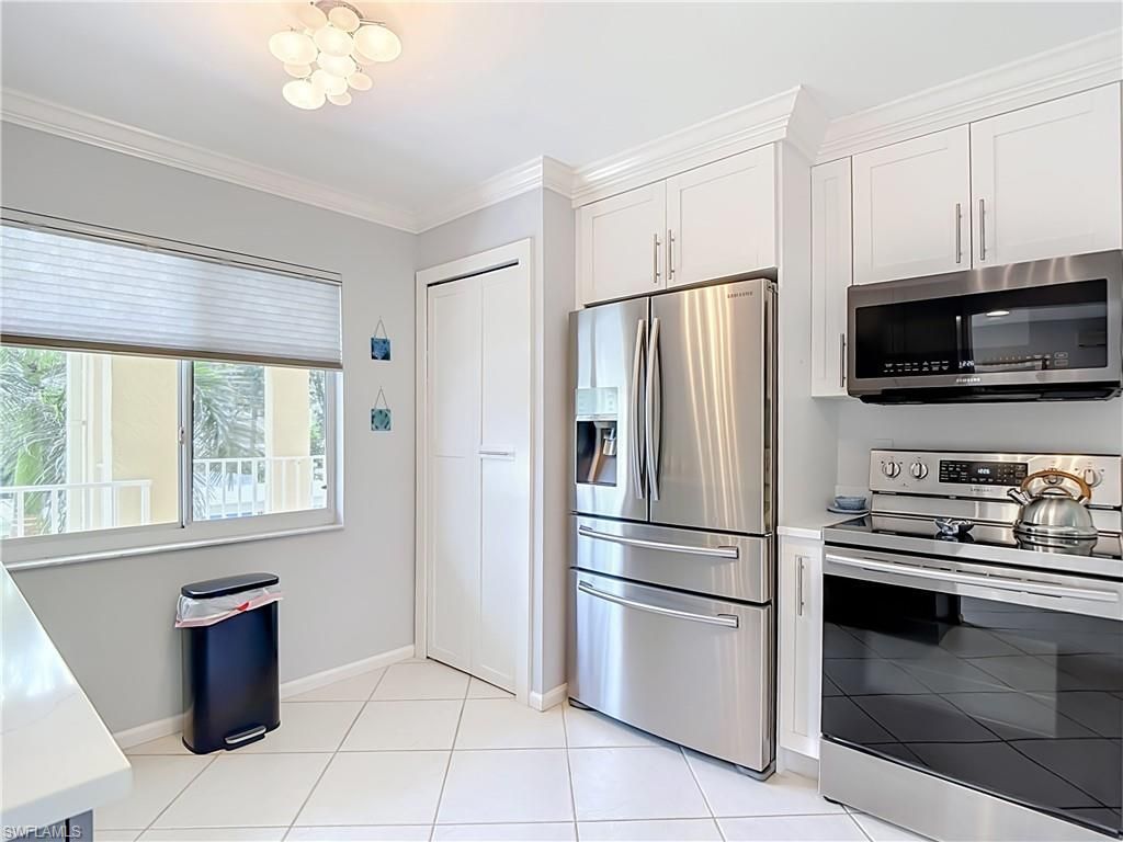 3685 Amberly Cir, Unit D 203, Naples, FL 34112 Photo