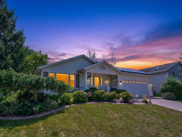 2801 Tucson Trail, Madison, WI 53719