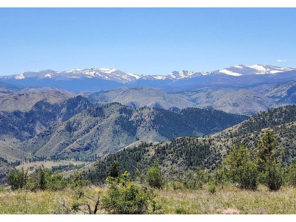 94 Culebra Peak Ct, Livermore, CO 80536