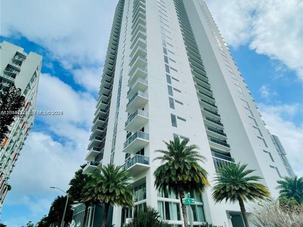 600 NE 27th St , Unit 802, Miami, FL 33137