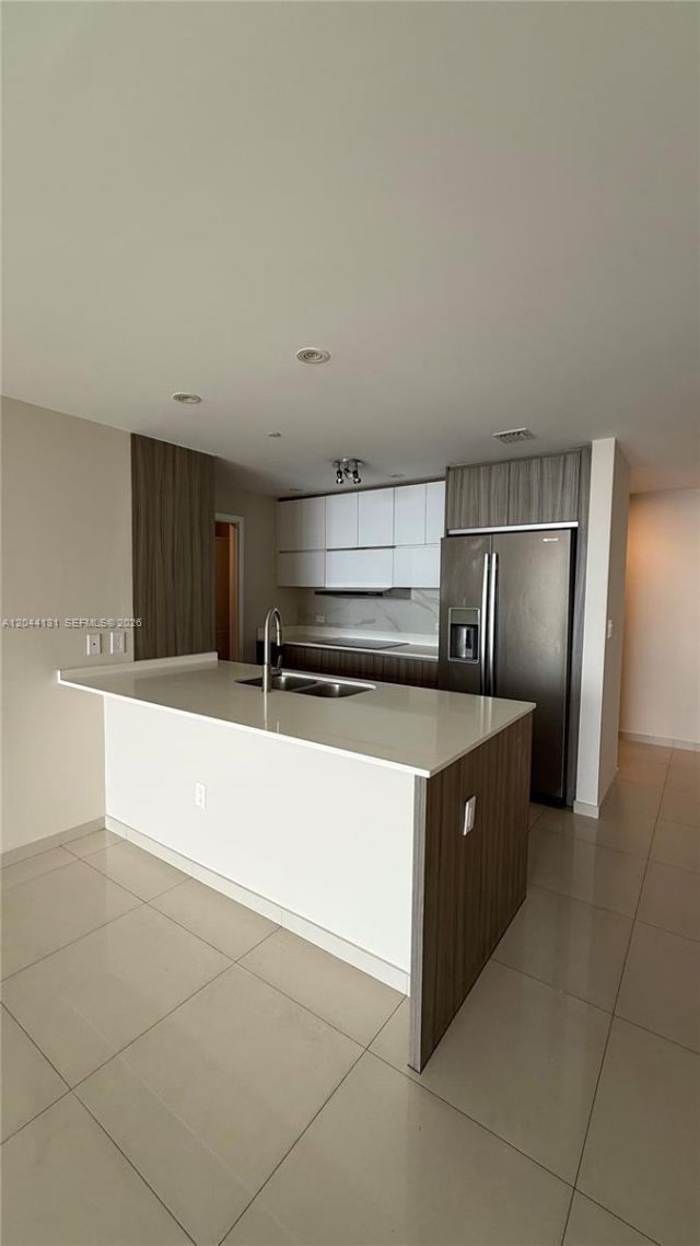 600 NE 27th St , Unit 802, Miami, FL 33137 Photo