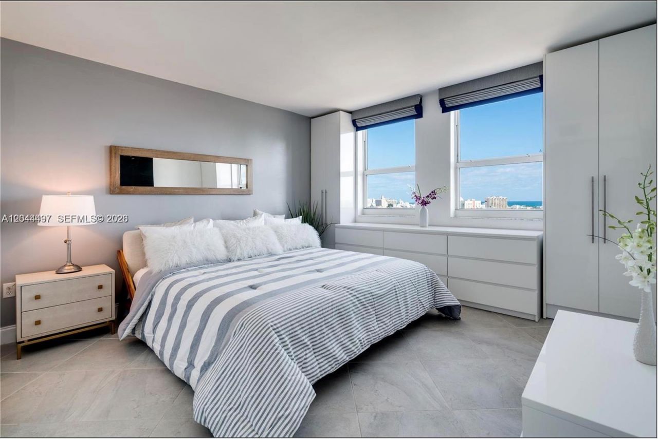 90 Alton Rd , Unit 1207, Miami Beach, FL 33139 Photo
