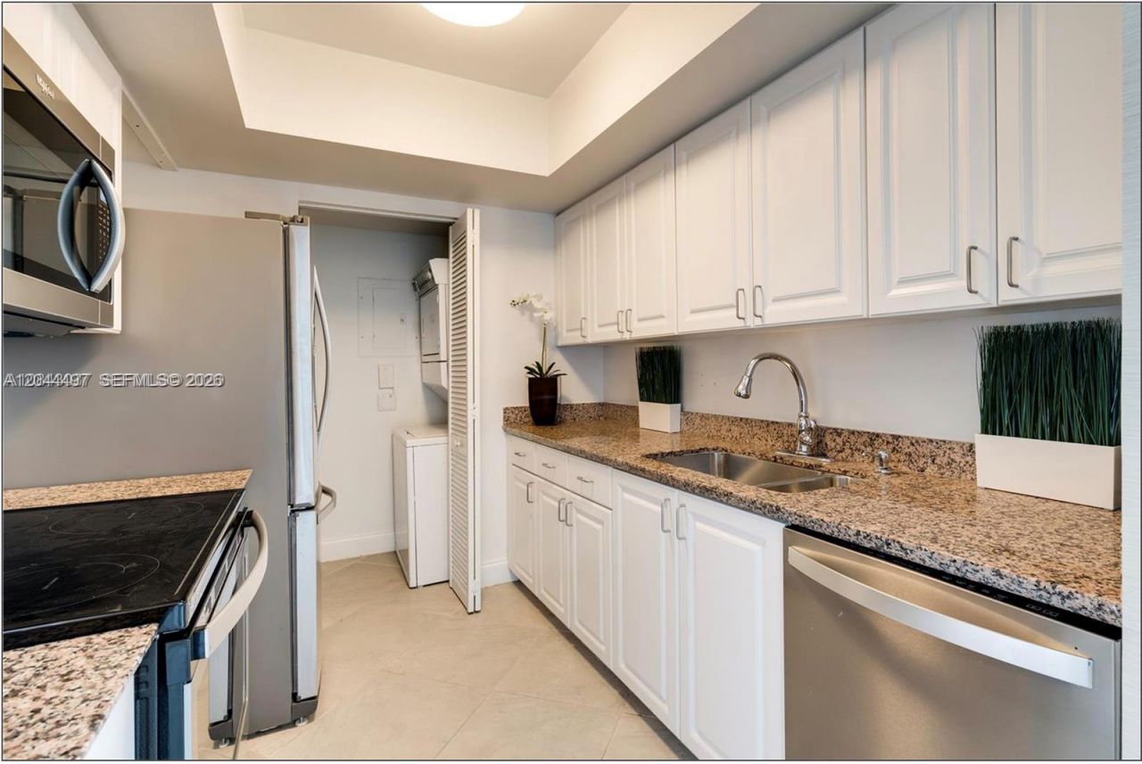 90 Alton Rd , Unit 1207, Miami Beach, FL 33139 Photo