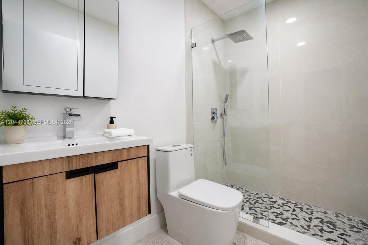 2450 NW 168th St , Unit 2450, Miami Gardens, FL 33056 Photo