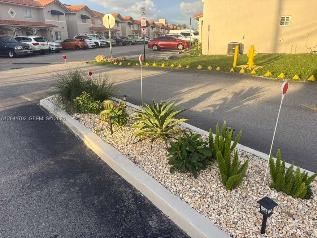 10101 W Okeechobee Rd , Unit 5202, Hialeah Gardens, FL 33016 Photo