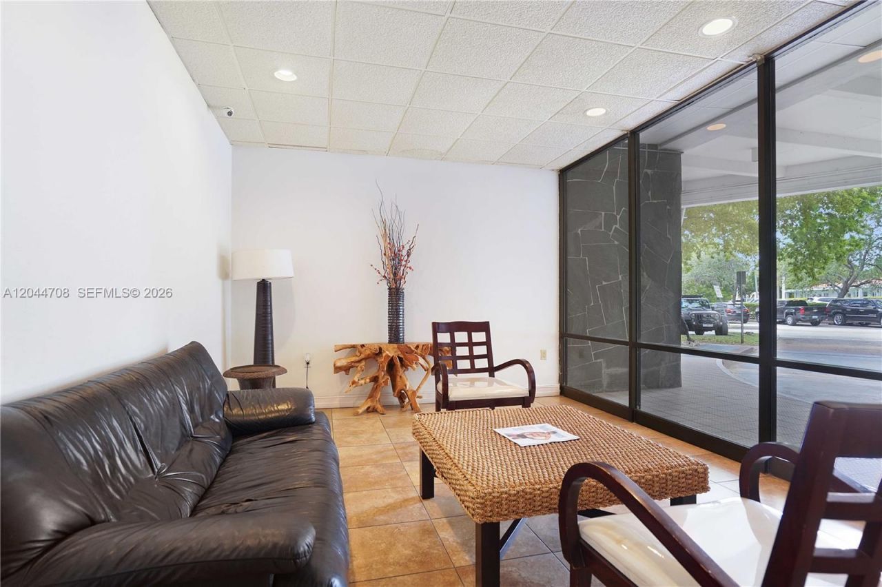 6900 Bay Dr , Unit 3H, Miami Beach, FL 33141 Photo