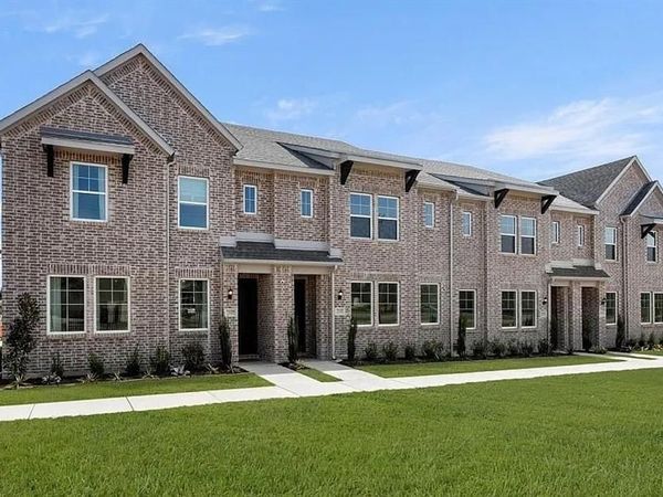 5720 Lakeview Drive, Watauga, TX 76148