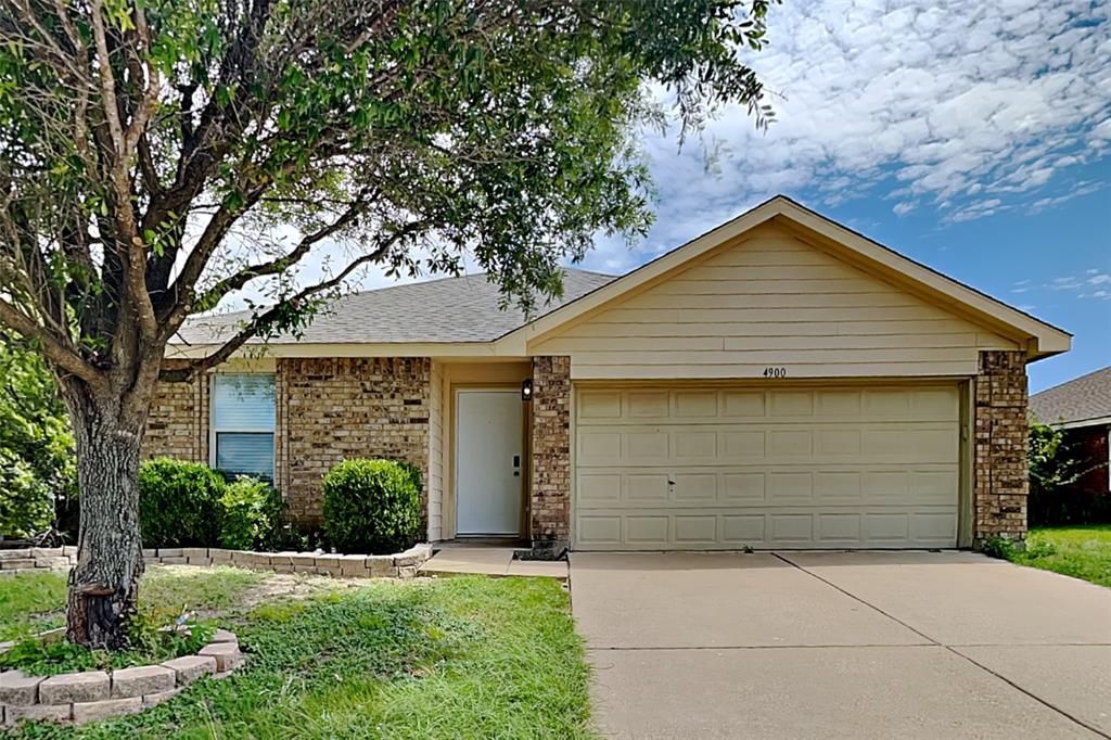 4900 Parkview Hills Lane, Fort Worth, TX 76179 Main Photo
