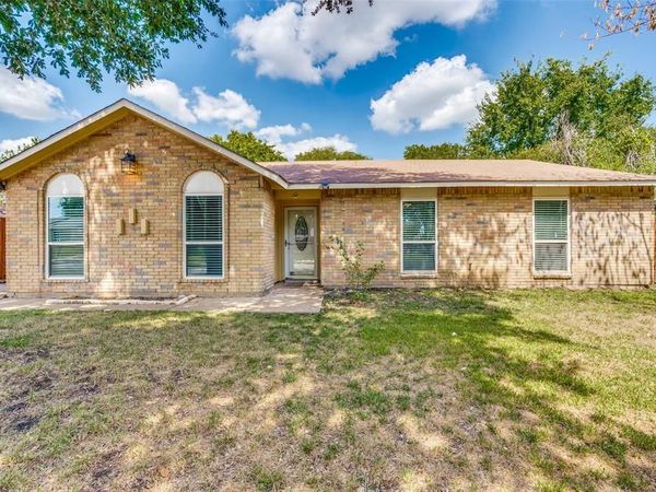 1249 High Meadow Lane, Lancaster, TX 75146
