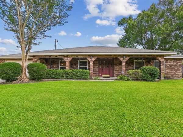 182 THOROUGHBRED Avenue, Montz, LA 70068