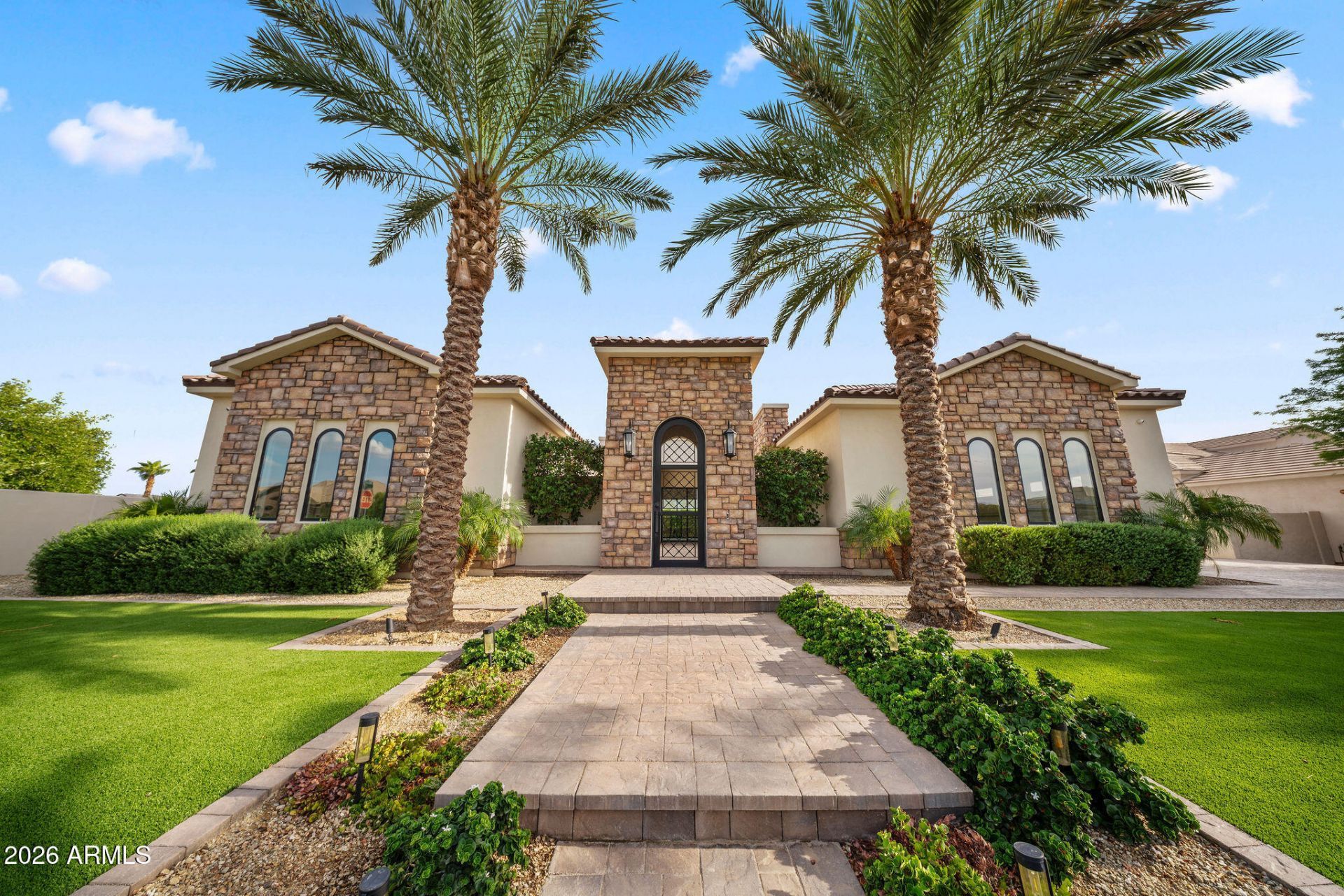18203 W SOLANO Court, Litchfield Park, AZ 85340