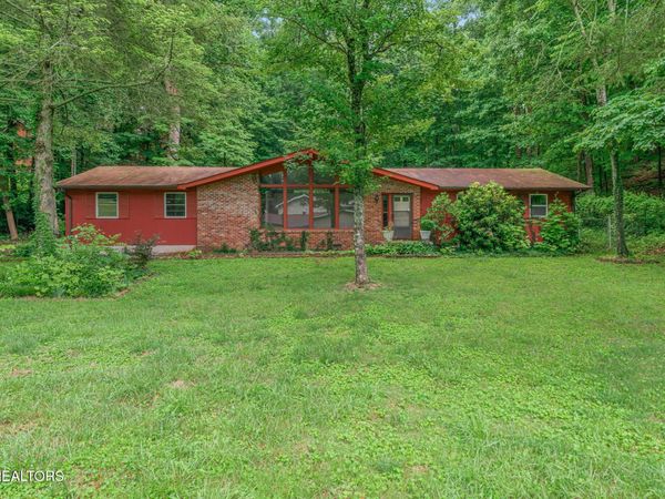1625 Arrow Wood Rd, Knoxville, TN 37919