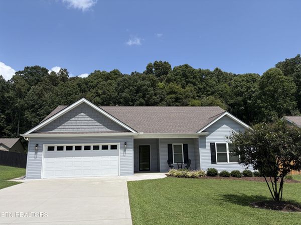 762 Hillvale Rd, Andersonville, TN 37705
