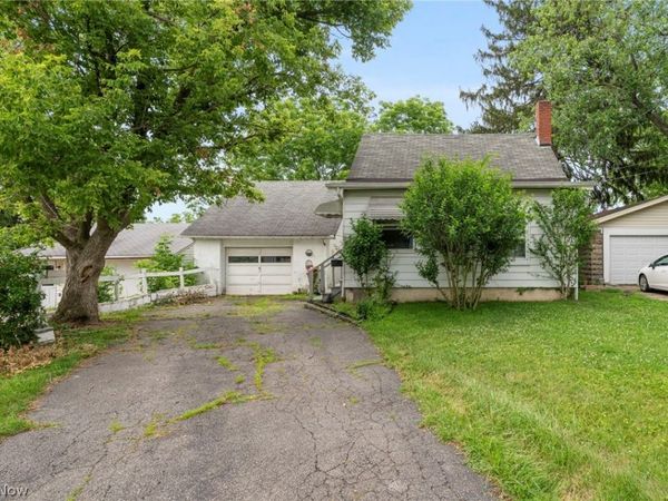 471 Lamson Avenue , Bedford, OH 44146