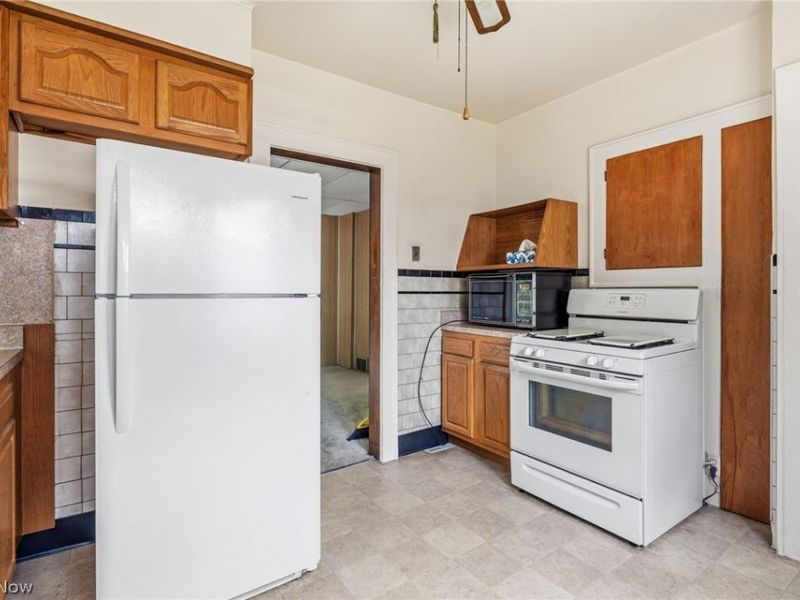 1151 Juniper Avenue, Akron, OH 44310 Photo 14
