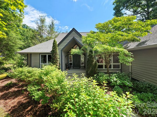 168 Overlook Drive, Flat Rock, NC 28731
