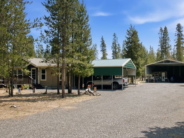 11980 Burlwood Road, La Pine, OR 97739