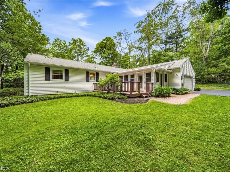 11565 Wilbert Road, Chardon, OH 44024 Photo 3