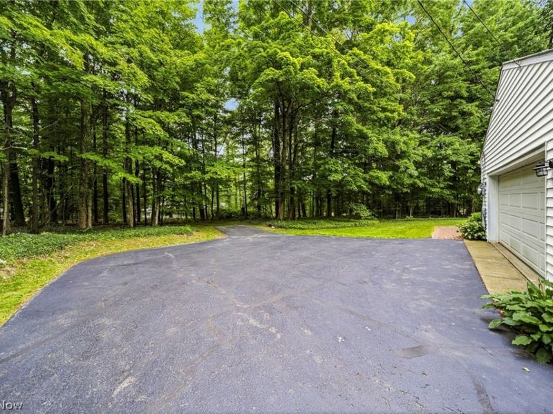 11565 Wilbert Road, Chardon, OH 44024 Photo 32