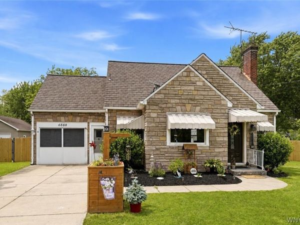6888 Sy Road, Niagara Falls, NY 14304