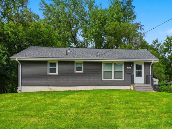 1601 Kenyon Avenue , Des Moines, IA 50315
