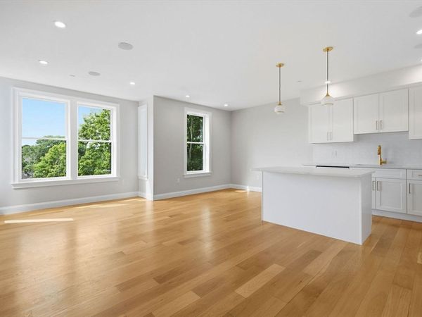 40 Westmoreland St, Unit 8, Boston, MA 02124
