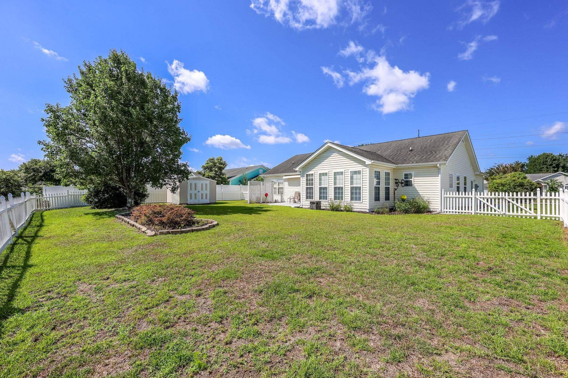 2032 Hawksmoor Dr. Photo 31