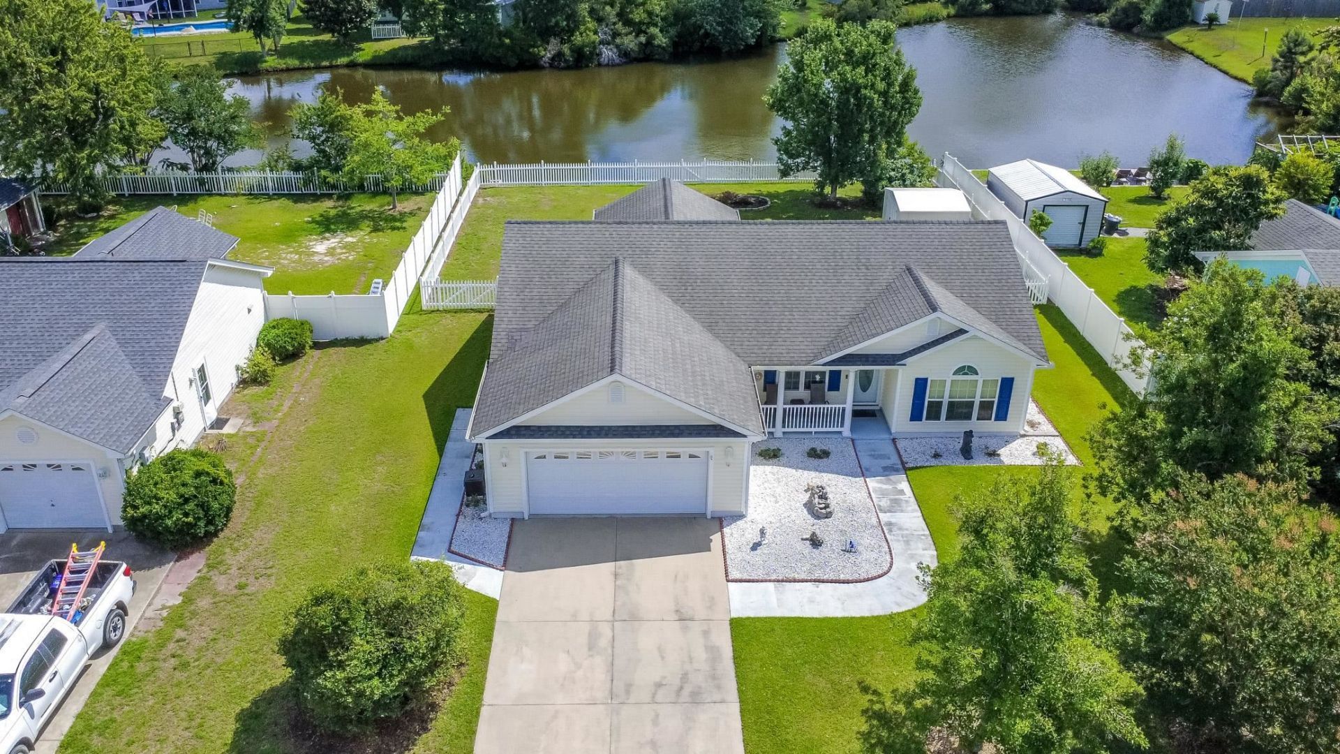 2032 Hawksmoor Dr. Photo 34