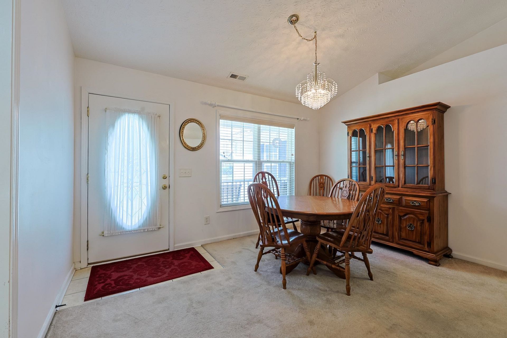 2032 Hawksmoor Dr. Photo 4