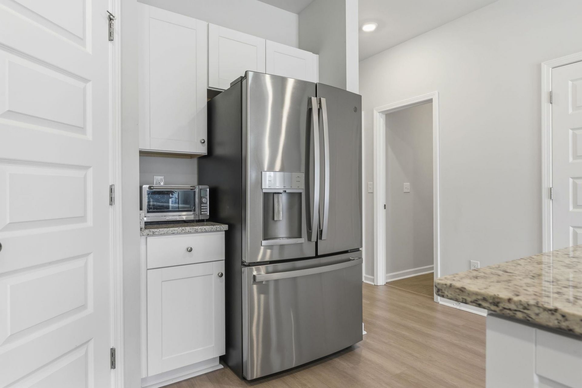 8032 Forest Edge Dr. Photo 11