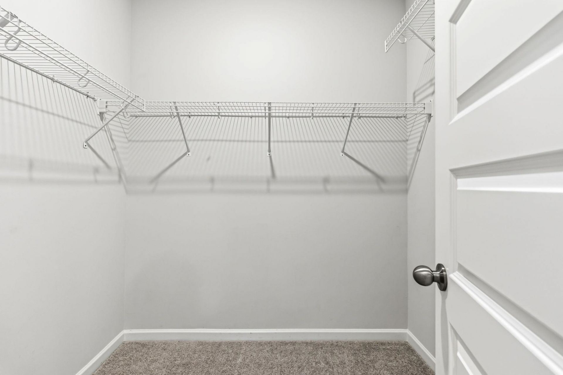 8032 Forest Edge Dr. Photo 22