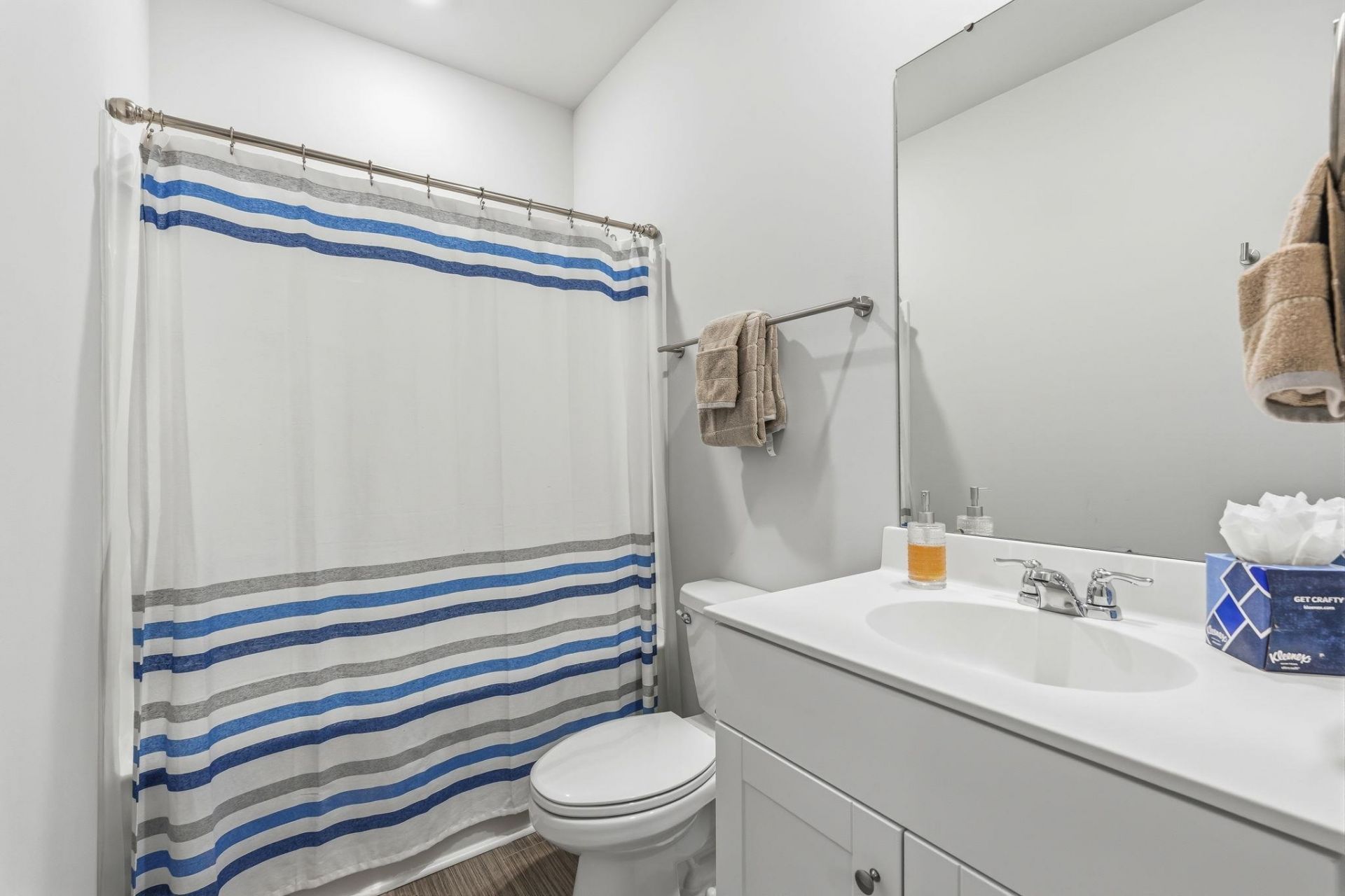 8032 Forest Edge Dr. Photo 24